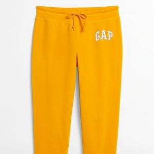 Gap Fleece Joggers in golden glow